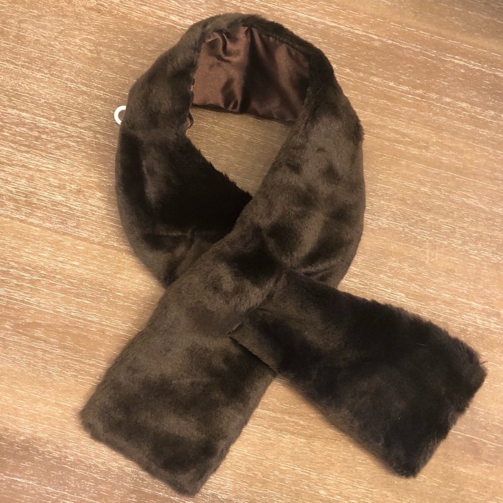 FAUX FUR COLLAR SCARF